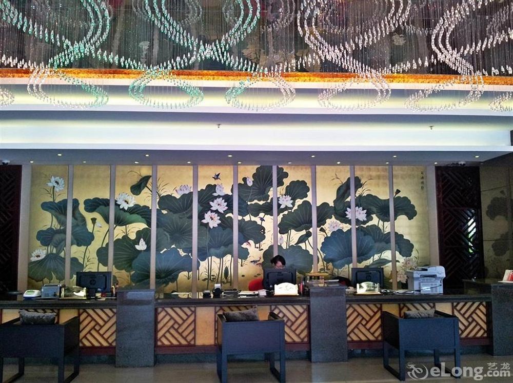 Shenzhen Huamao Aviatic Hotel Exterior photo